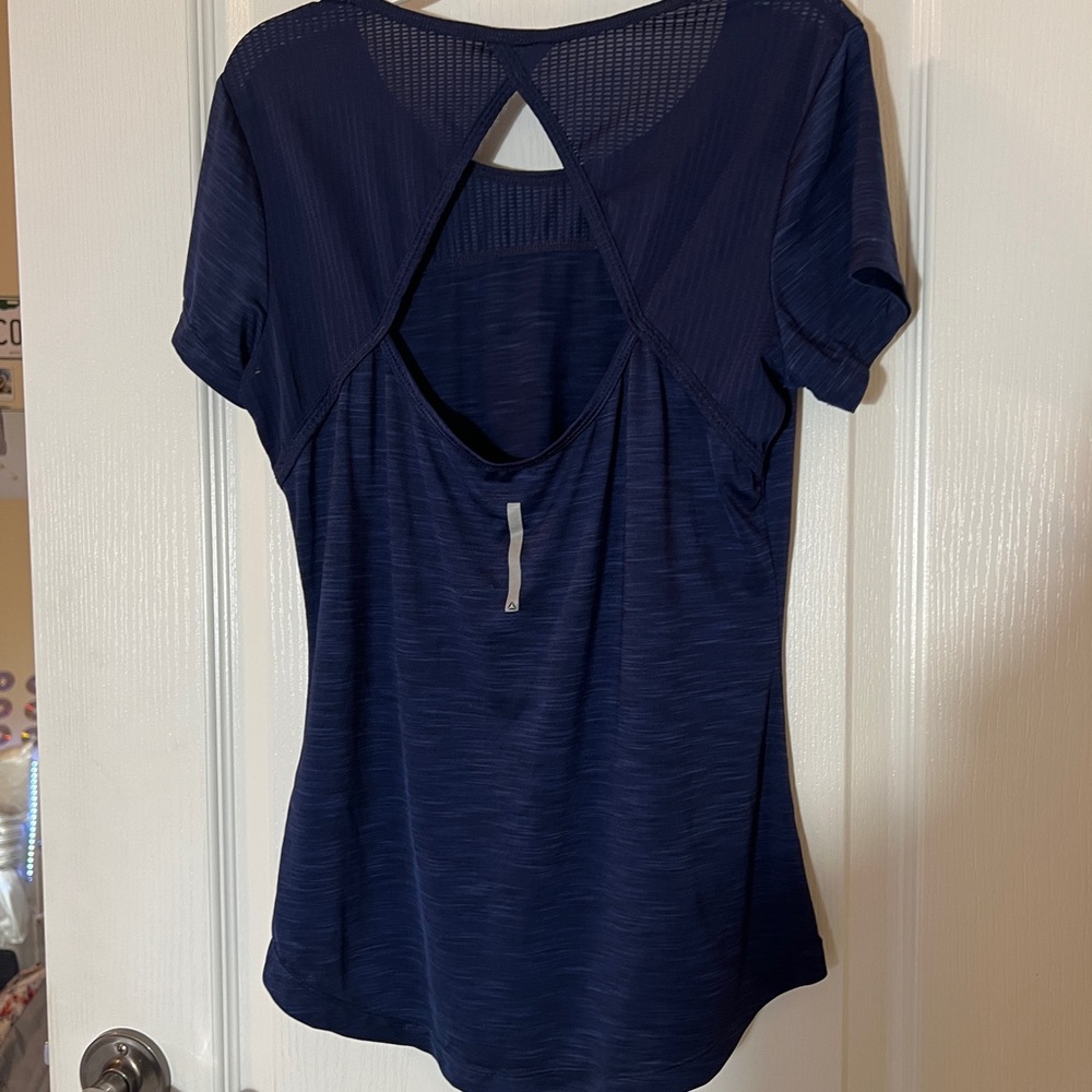 Reebok open back workout tee